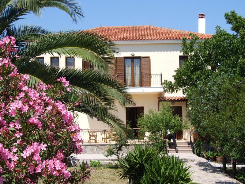 Nadia Apartments Molyvos Exterior foto