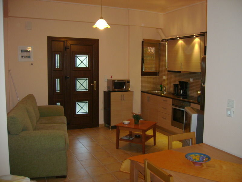 Nadia Apartments Molyvos Exterior foto